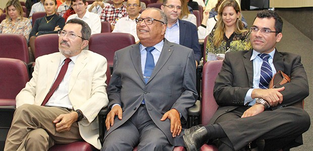 Juiz Federal Fábio Cordeiro de Lima visita TRE