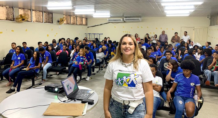 Eleitor do Futuro visita o Centro de Excelência Prof. José Carlos de Souza