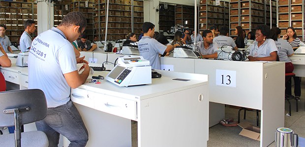 TRE-SE inicia preparação das urnas TRE-SE inicia preparação das urnas