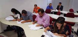 Partidos preenchem cédulas que serão utilizadas na auditoria das urnas
