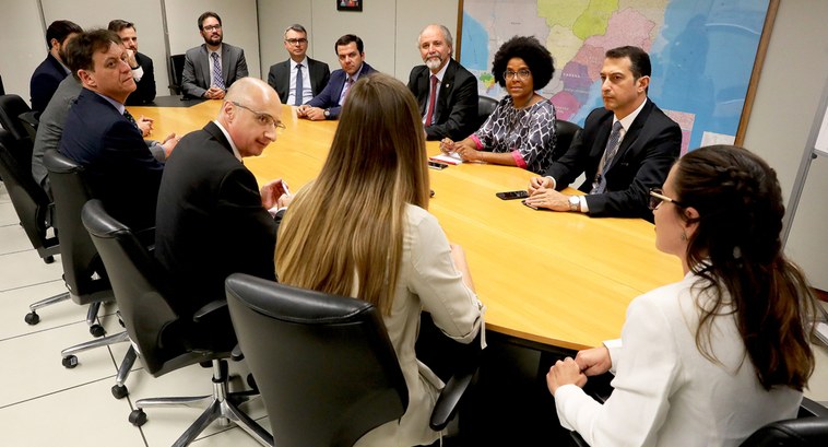 TRE-SE Plataformas digitais aderem ao Programa de Enfrentamento à Desinformação do TSE Plataformas digitais aderem ao Programa de Enfrentamento à Desinformação do TSE