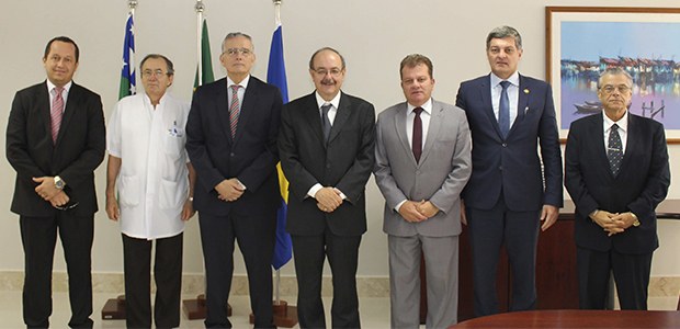 TRE-SE presidente recebe visita de membros do TRF 5ª Região