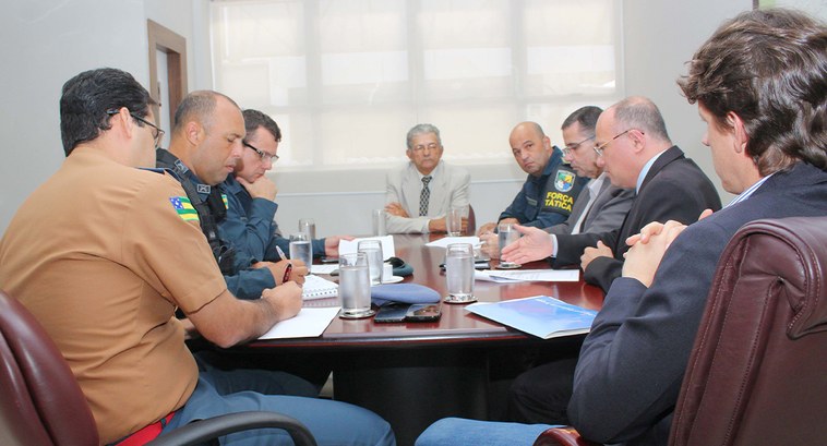 Sobre a eleição de Riachão do Dantas, representantes da Polícia Militar e do Corpo de Bombeiros ...