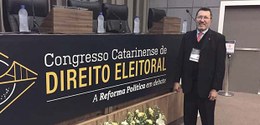 Vice-Presidente do TRE-SE no Congresso Catarinense de Direito Eleitoral