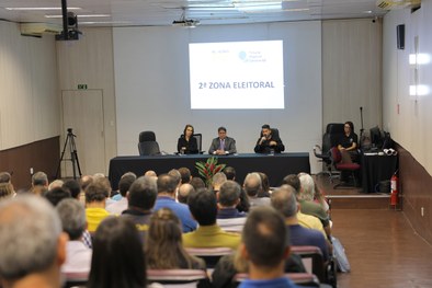 Encontros, no dia 1º de outubro, reuniram equipes responsáveis pela organização e segurança dos ...