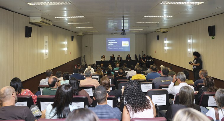 Encontros, no dia 1º de outubro, reuniram equipes responsáveis pela organização e segurança dos ...