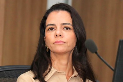 O pacto objetiva proteger o livre exercício do voto