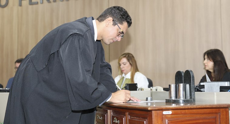 Breno Bergson retorna ao TRE-SE como juiz-membro titular