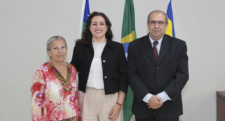 Posse de servidora aprovada no Concurso Unificado da Justiça Eleitoral