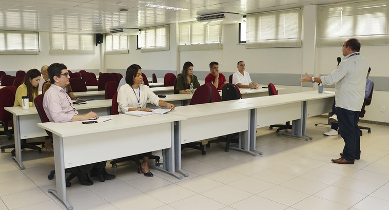 Comitê Regional de Governança de Inteligência Artificial Comitê Regional de Governança de Inteligência Artificial