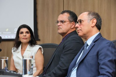 Em Aracaju, a homenagem aconteceu durante a sessão plenária desta terça-feira (3)
