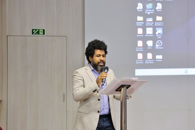 Na programação: luta contra a escravidão, enfrentamento ao racismo, educação antirracista e poes...