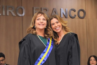 Desa Ana Lúcia Freire de Almeida dos Anjos é a nova Presidente do TRE-SE