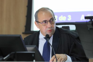 Sessão foi marcada por reconhecimento e homenagens à gestão