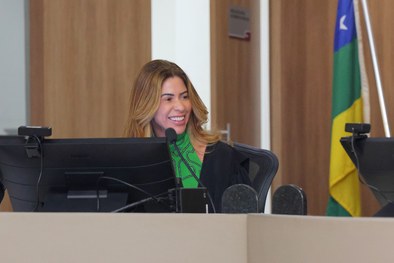 Sessão foi marcada por reconhecimento e homenagens à gestão