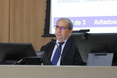 Sessão foi marcada por reconhecimento e homenagens à gestão