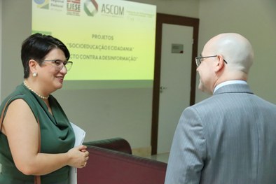 A consultora do Innovare Leyla Hora visitou o TRE-SE e elogiou os projetos que visam à reinserçã...