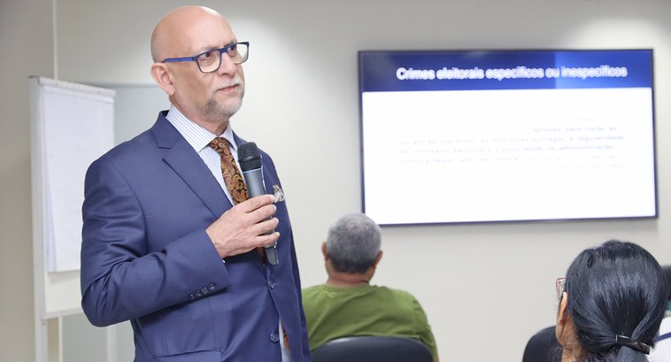 EJESE realiza curso sobre Processo Penal Eleitoral e Juízo Eleitoral de Garantias O conteúdo será ministrado pelo procurador república Luiz Carlos dos Santos Gonçalves