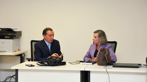 Foram preparadas 13.803 mídias. O material será utilizado para inseminar as 6.580 urnas de seção...
