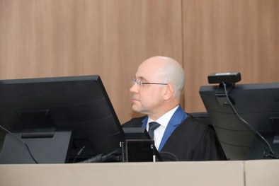 Juiz Hélio Mesquita e Desa. Ana Bernadete Leite