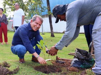A ação faz parte da programação da semana do meio ambiente