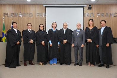 Homenagem reconhece os relevantes serviços prestados à Justiça Eleitoral sergipana