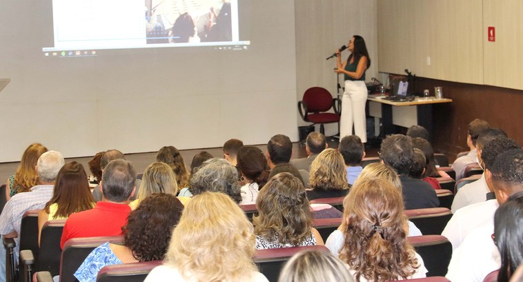 Palestra sobre saúde mental abordou fatores de riscos psicossociais O evento fez parte das ações alusivas ao Janeiro Branco
