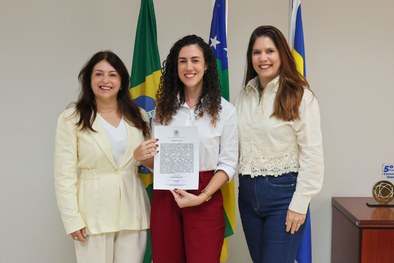 Posse de servidora aprovada no Concurso Unificado da Justiça Eleitoral