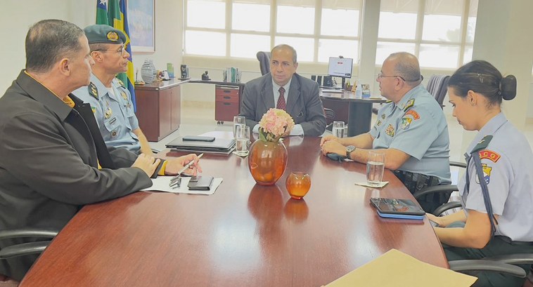 Presidente do TRE-SE recebe a visita do comandante-geral da Polícia Militar As visitas fazem parte dos compromissos institucionais