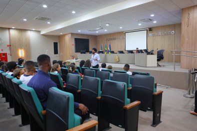 Os futuros eleitores visitaram as dependências do TRE-SE