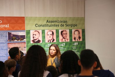 Os futuros eleitores visitaram as dependências do TRE-SE