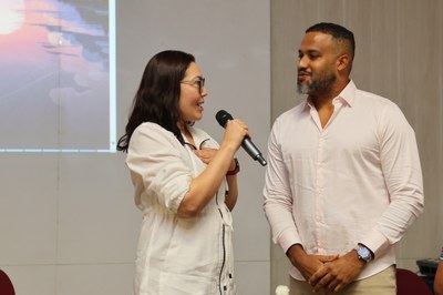 Palestra sobre saúde mental no climatério, atividade física e momento cultural marcaram a celebr...