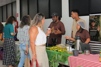 Servidores participaram de atividades voltadas à conscientização, reciclagem e promoção de práti...