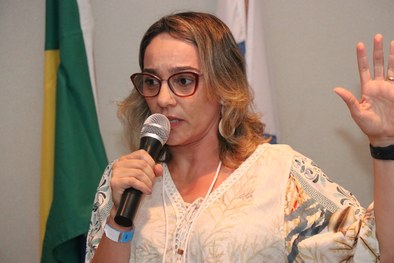 Caroline Valeriano e Paulo Sérgio receberam a premiação de melhor palestra da trilha Laboratório...