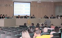 Acadêmicos de direito assistem a sessão de julgamentos do TRE-SE