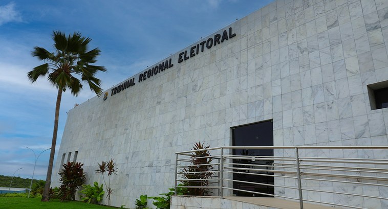 TRE-SE condena Partido e pré-cadidato de Porto da Folha/SE ao pagamento de multa por propaganda eleitoral antecipada O relator do caso foi o juiz Edmilson da Silva Pimenta