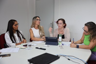 O objetivo é garantir o pleno exercício do voto por pessoas com deficiência