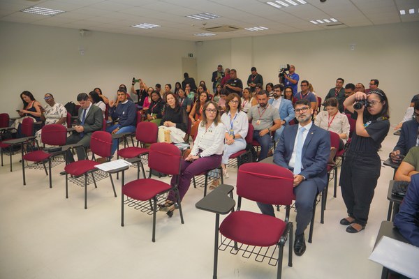 TRE-SE promove ações de acessibilidade e orientação para pessoas com deficiência