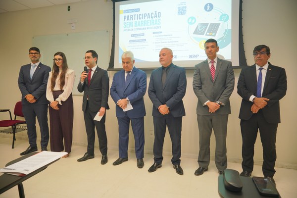 TRE-SE promove ações de acessibilidade e orientação para pessoas com deficiência