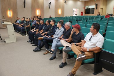 Encontro reuniu representantes das Guardas municipais para discutir o plano de segurança das ele...