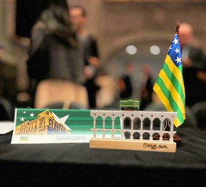 O projeto premiado leva educação política e cidadania a adolescentes que cumprem medidas socioed...