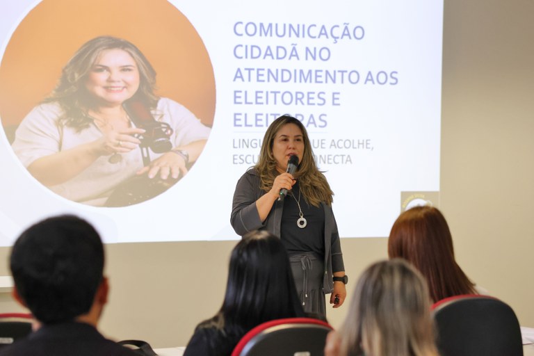 Capacitação vai fortalecer a escuta ativa e a comunicação inclusiva nos cartórios eleitorais de ...