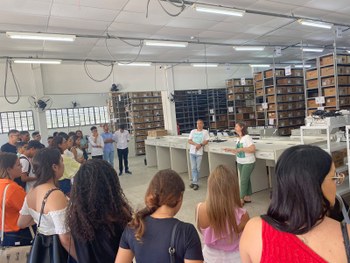 A visita guiada objetivou esclarecer dúvidas acerca do processo eleitoral e fortalecer o conheci...